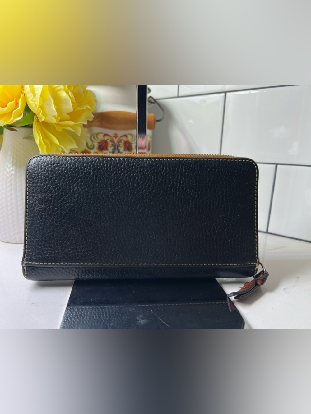 Dooney & Bourke | Pebble Grain Zip Around Wallet | Black | Large - Picture 2 of 15